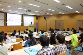 筑波大学　夏休み自由研究お助け隊2019　講演会風景